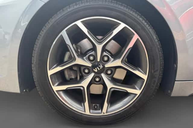 Kia Proceed (2021) thumbnail 2