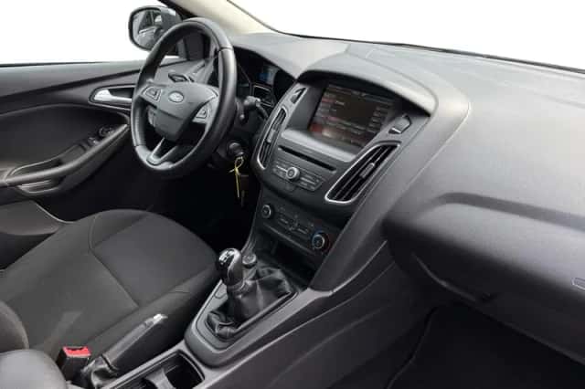 Ford Focus (2015) thumbnail 14