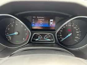Ford Focus (2015) thumbnail 22
