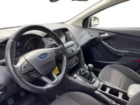Ford Focus (2015) thumbnail 9