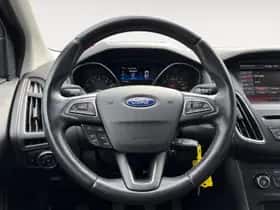 Ford Focus (2015) thumbnail 10
