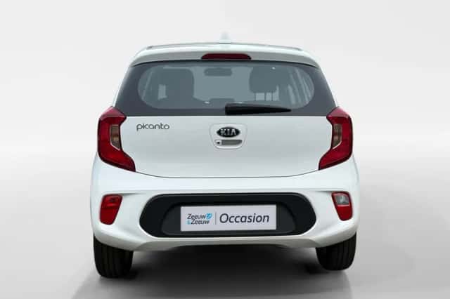 Kia Picanto (2021) thumbnail 6