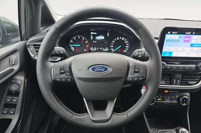 Ford Fiesta (2023) thumbnail 16