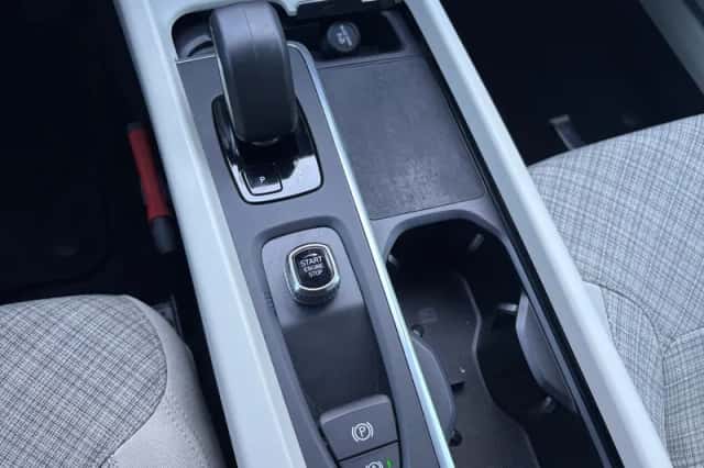 Volvo V60 (2022) thumbnail 19