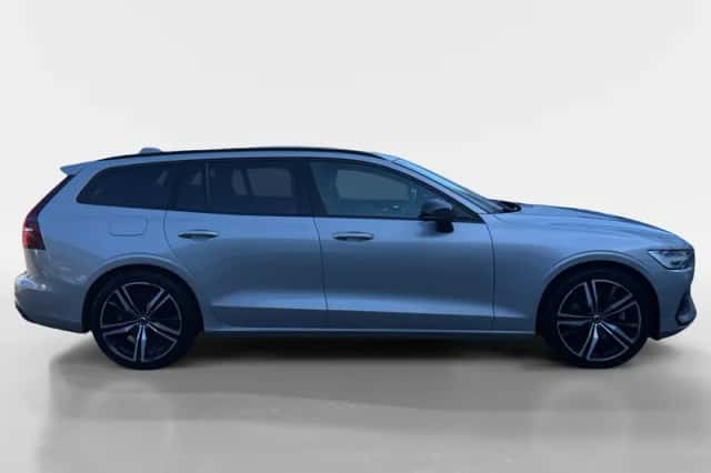 Volvo V60 (2022) thumbnail 4