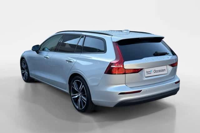 Volvo V60 (2022) thumbnail 7