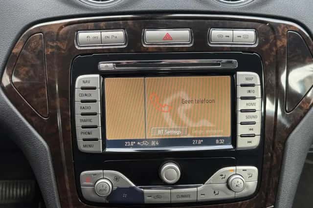 Ford Mondeo (2009) thumbnail 18