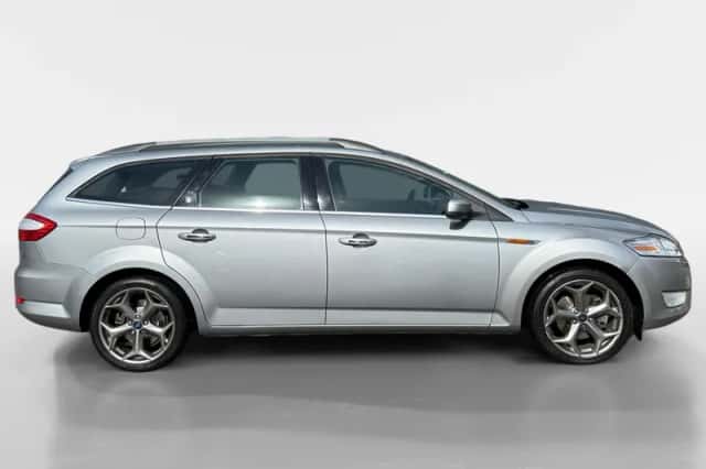 Ford Mondeo (2009) thumbnail 4