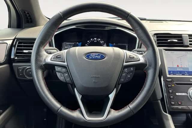 Ford Mondeo (2021) thumbnail 11