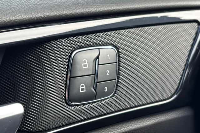 Ford Mondeo (2021) thumbnail 22