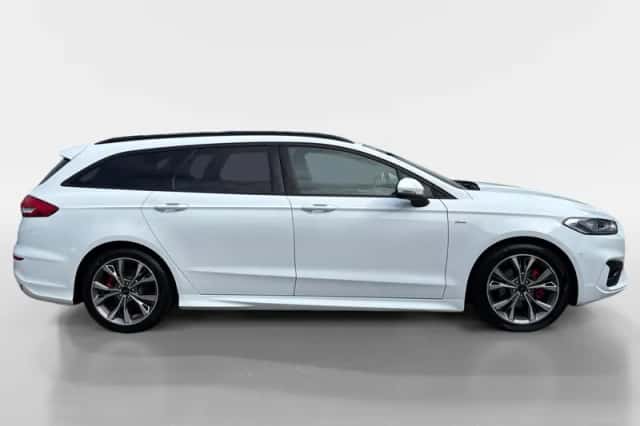 Ford Mondeo (2021) thumbnail 4