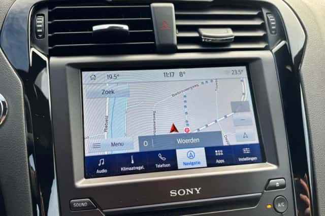 Ford Mondeo (2021) thumbnail 31
