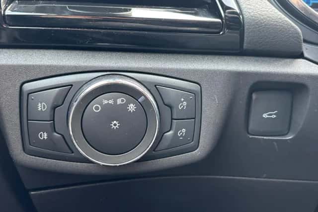 Ford Mondeo (2021) thumbnail 32