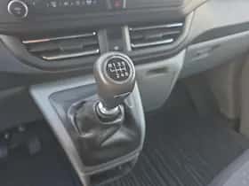 Ford Transit Custom (2024) thumbnail 22