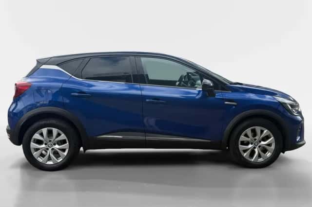 Renault Captur (2022) thumbnail 5