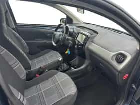 Peugeot 108 (2017) thumbnail 11