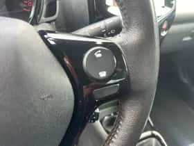 Peugeot 108 (2017) thumbnail 30