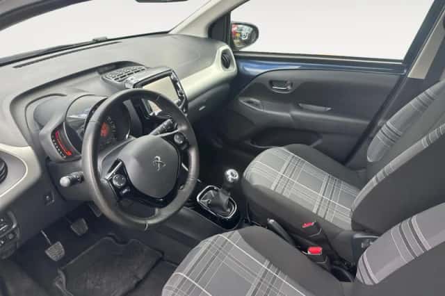 Peugeot 108 (2017) thumbnail 10