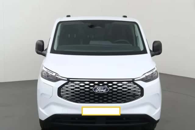 Ford E-Transit Custom (2026) thumbnail 2
