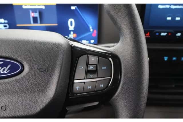 Ford E-Transit Custom (2026) thumbnail 15