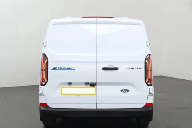 Ford E-Transit Custom (2026) thumbnail 9