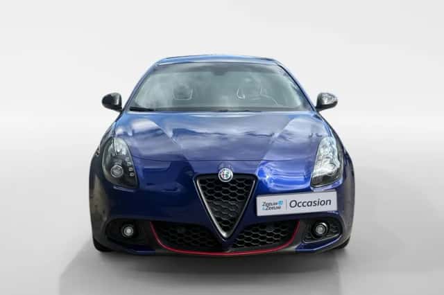 Alfa Romeo Giulietta (2017) thumbnail 2