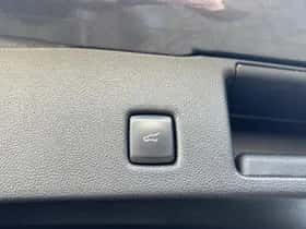 Ford Kuga (2023) thumbnail 16