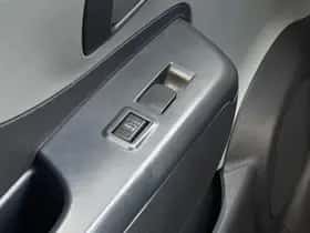 Suzuki Alto (2011) thumbnail 19