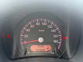 Suzuki Alto (2011) thumbnail 20