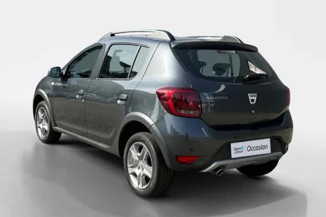 Dacia Sandero Stepway (2017) thumbnail 4