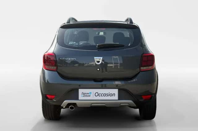 Dacia Sandero Stepway (2017) thumbnail 6
