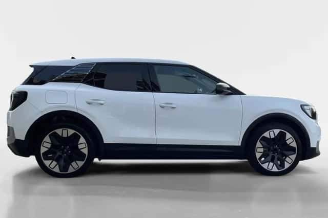 Ford Explorer (2026) thumbnail 3