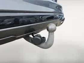 Ford Kuga (2023) thumbnail 8