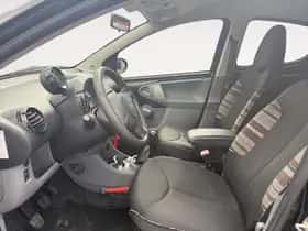 Citroën C1 (2009) thumbnail 9