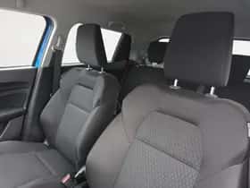 Suzuki Swift (2018) thumbnail 12