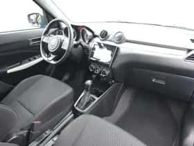 Suzuki Swift (2018) thumbnail 26