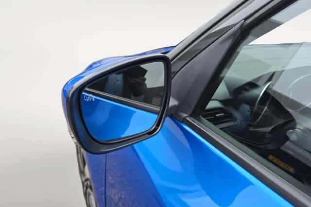 Suzuki Swift (2018) thumbnail 27