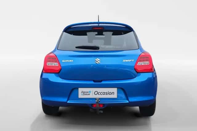 Suzuki Swift (2018) thumbnail 6