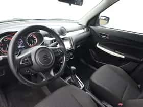 Suzuki Swift (2018) thumbnail 10