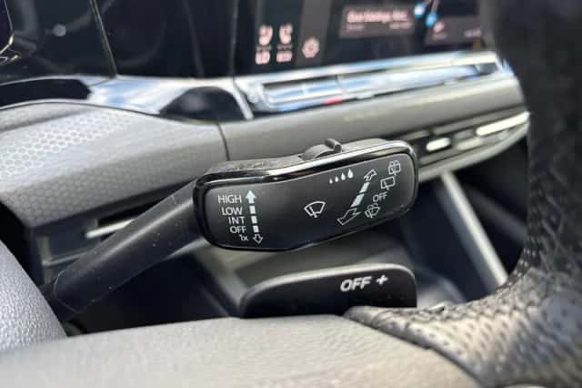 Volkswagen Golf (2021) thumbnail 20