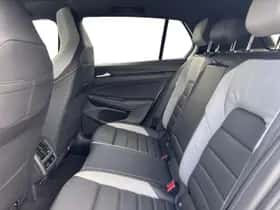 Volkswagen Golf (2021) thumbnail 25