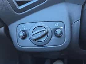Ford C-Max (2017) thumbnail 13