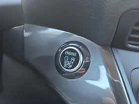 Ford C-Max (2017) thumbnail 24