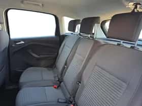 Ford C-Max (2017) thumbnail 26