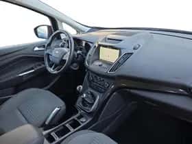 Ford C-Max (2017) thumbnail 10