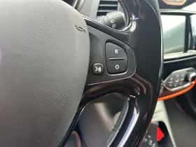 Renault Captur (2014) thumbnail 21