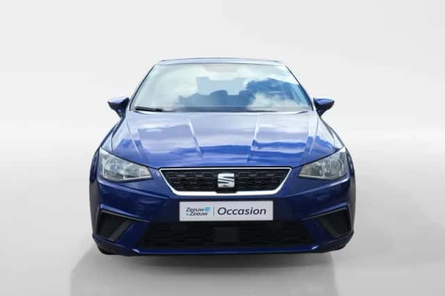 SEAT Ibiza (2017) thumbnail 2