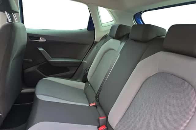 SEAT Ibiza (2017) thumbnail 28