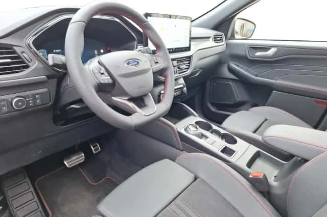 Ford Kuga (2026) thumbnail 18