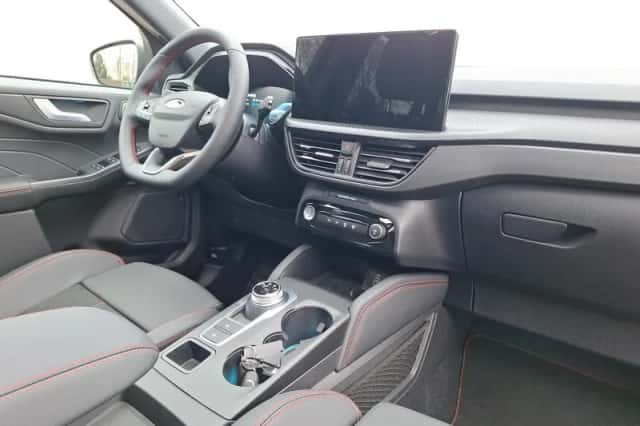 Ford Kuga (2026) thumbnail 3